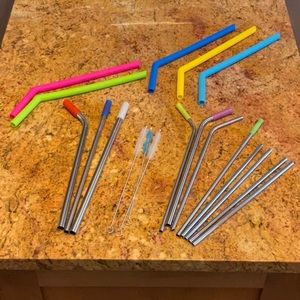 Reusable straws and cleaning brushes